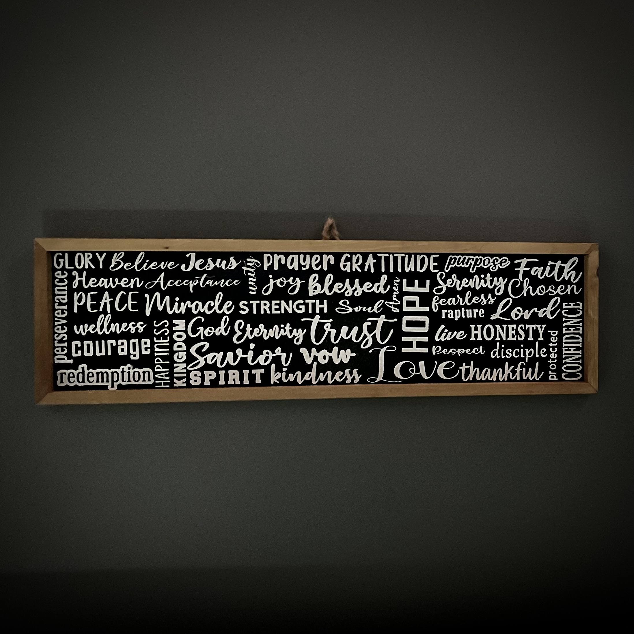 WOODSIGN PAINTED 18"x5"
